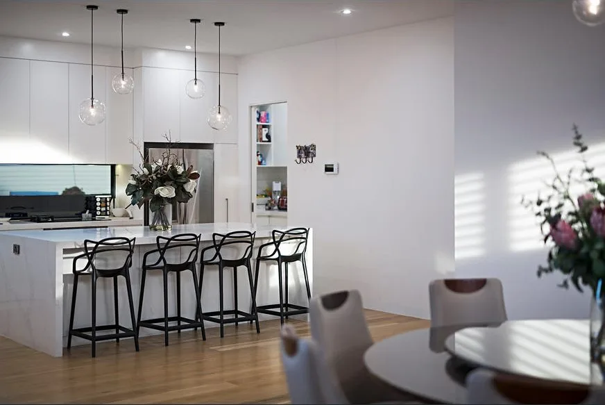 109 Gooch Street, Thornbury: kitchen and dining area with island bench